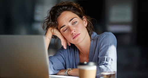 What Are the First Signs of Narcolepsy in Adults?