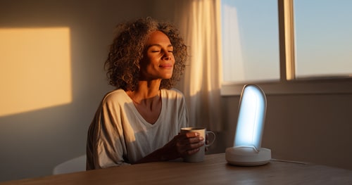 Light Therapy and Its Effects on Sleep Patterns and Insomnia Treatment: Your Body’s Natural Reset Button